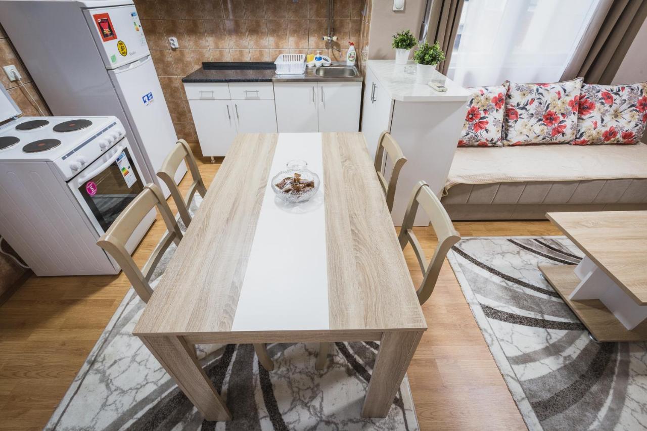 Axios Apartment Gyevgyelija Kültér fotó